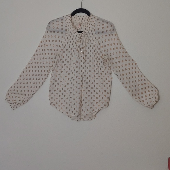 Red Camel blouse - Picture 1 of 7